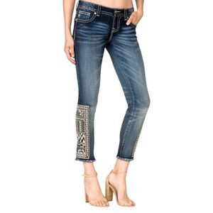 Miss Me Embroidered Ankle Skinny in MK 618 Size 29